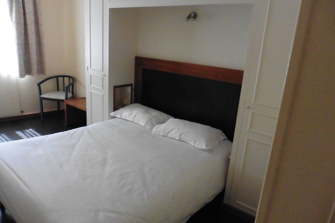 Imagen de la habitación del Hotel De L'orme, Akena, Evreux. Foto 10