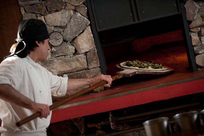 Imagen del bar/restaurante del Hotel De Los Andes. Foto 3