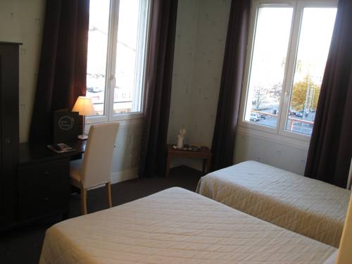 Imagen de la habitación del Hotel De L'univers, Caen. Foto 5