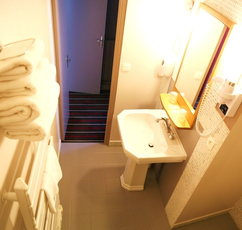 Imagen de la habitación del Hotel De L'univers, Saint Malo. Foto 11