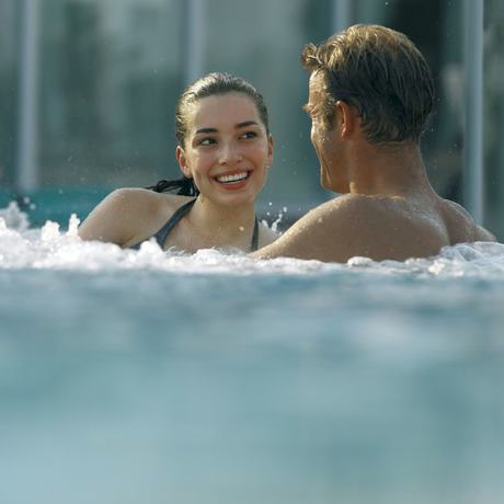 Imagen de la piscina del Hotel De Maasparel. Foto 19