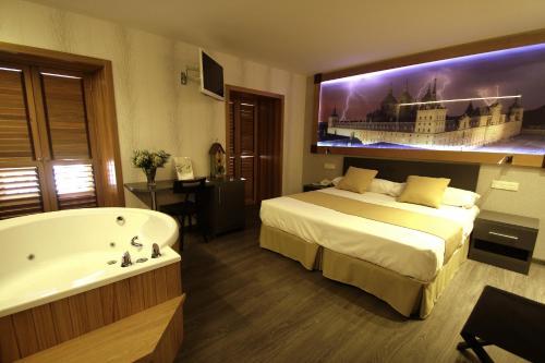 Imagen de la habitación del Hotel De Martin. Foto 9