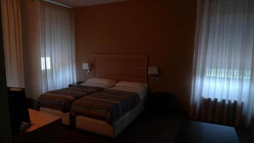 Imagen de la habitación del Hotel De Meis. Foto 3