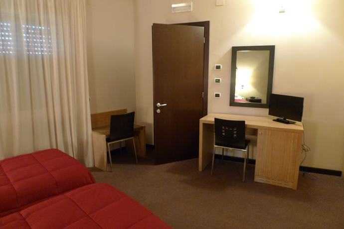Imagen de la habitación del Hotel De Meis. Foto 5