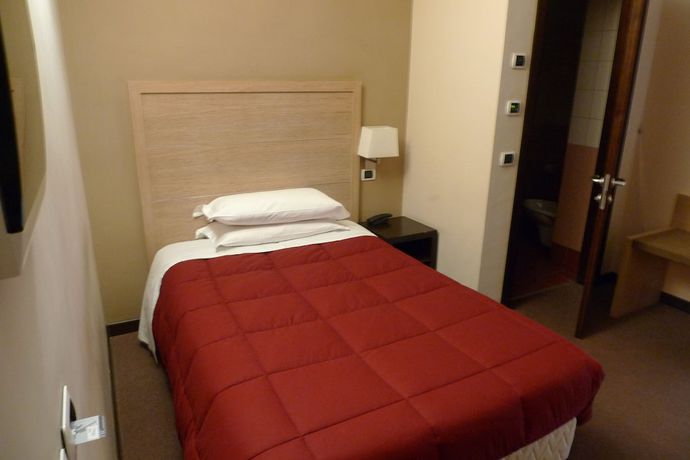 Imagen de la habitación del Hotel De Meis. Foto 8