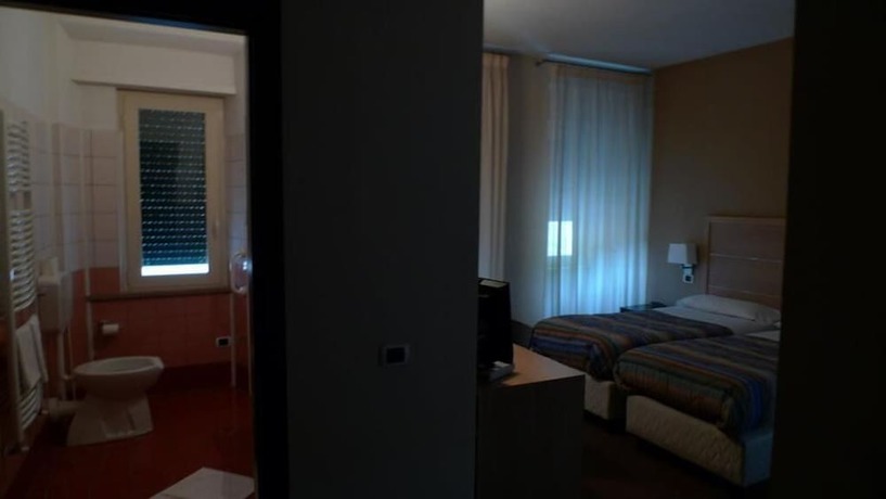 Imagen de la habitación del Hotel De Meis. Foto 9
