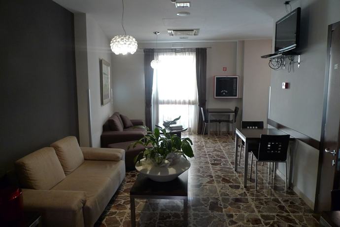 Imagen de los interiores del Hotel De Meis. Foto 18