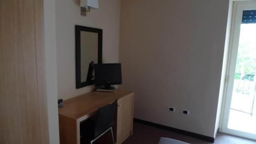Imagen de la habitación del Hotel De Meis. Foto 10