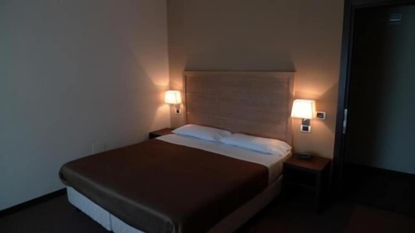 Imagen de la habitación del Hotel De Meis. Foto 11
