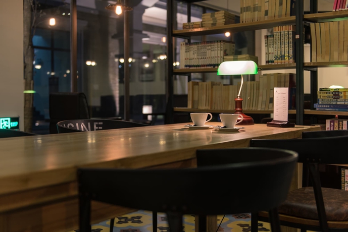 Imagen del bar/restaurante del Hotel De Men Ren Li Boutique (an Ren Branch). Foto 4