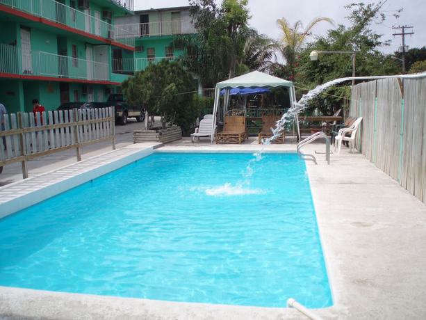 Imagen de la piscina del Hotel De Mexico. Foto 6