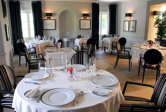 Imagen del bar/restaurante del Hotel De Mougins. Foto 3