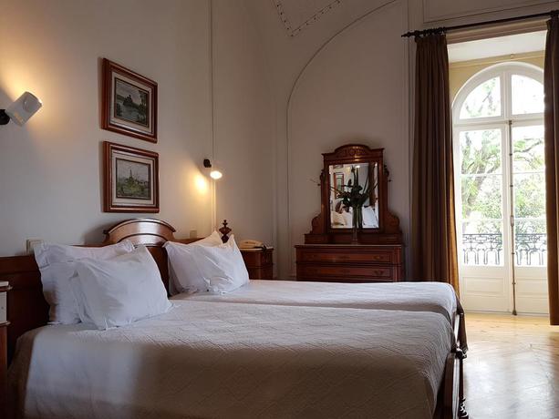 Imagen de la habitación del Hotel De Moura. Foto 7