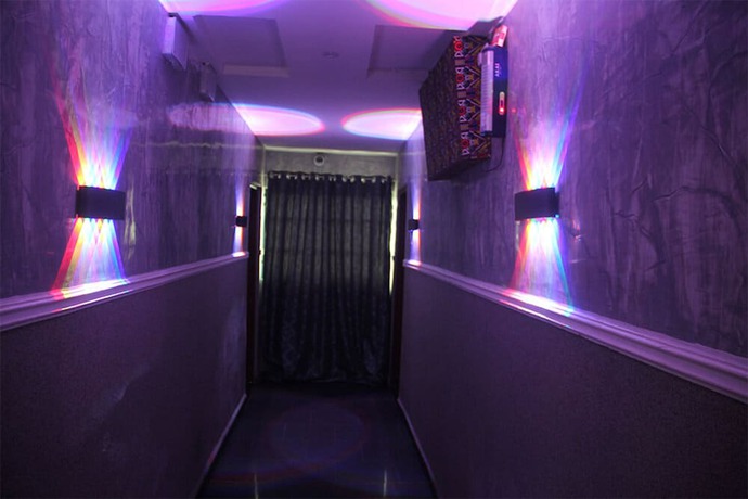 Imagen de los interiores del Hotel De Nelcom Resorts. Foto 10