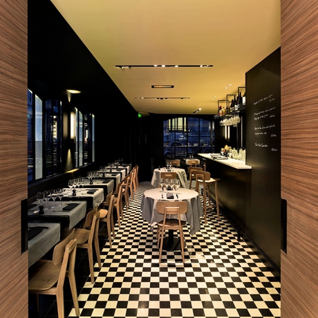 Imagen del bar/restaurante del Hotel De Nell. Foto 9