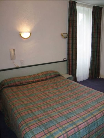 Imagen de la habitación del Hotel De Nevers. Foto 13