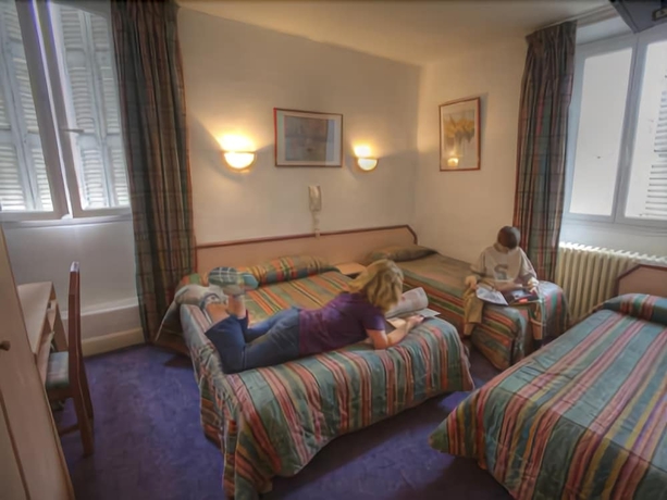 Imagen de la habitación del Hotel De Nevers. Foto 18