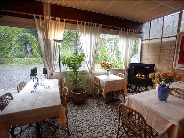 Imagen del bar/restaurante del Hotel De Nevers. Foto 9