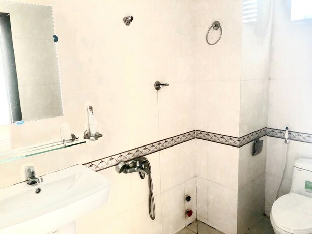Imagen de la habitación del Hotel De Nhat. Foto 7