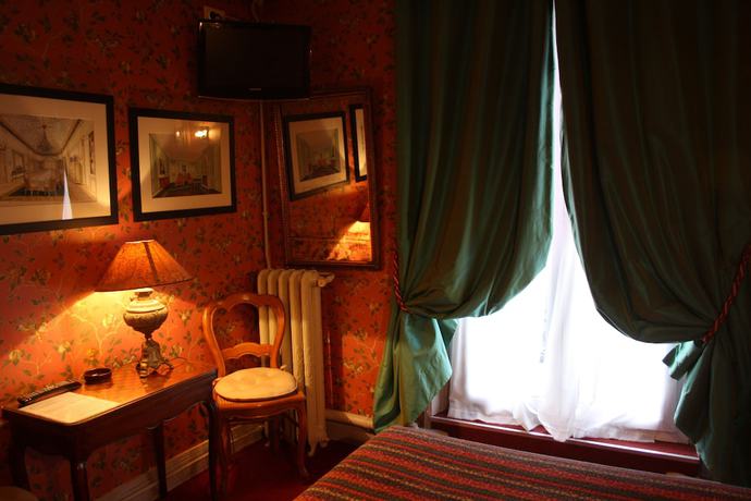 Imagen de la habitación del Hotel De Nice. Foto 7