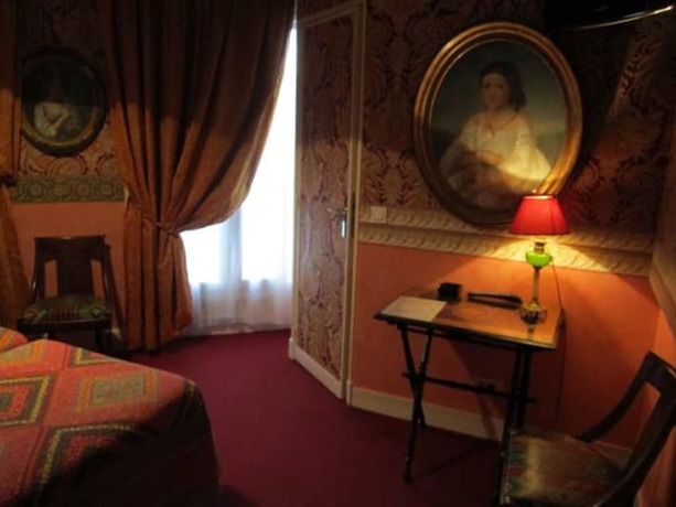 Imagen de la habitación del Hotel De Nice. Foto 10