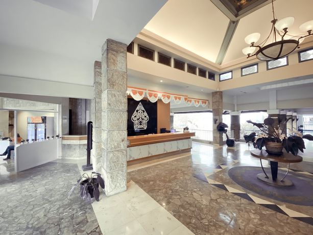 Imagen de los interiores del Hotel De Ningrat Topas Galeria. Foto 16