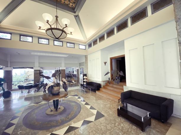 Imagen de los interiores del Hotel De Ningrat Topas Galeria. Foto 19