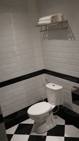Imagen de la habitación del Hotel De Ningrat Topas Galeria. Foto 9