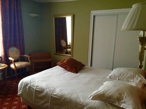 Imagen de la habitación del Hotel De Normandie, EVREUX. Foto 8