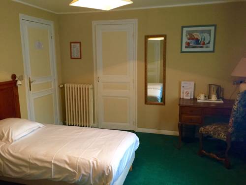 Imagen de la habitación del Hotel De Normandie, EVREUX. Foto 9