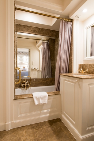 Imagen de la habitación del Hotel De Orangerie. Foto 2