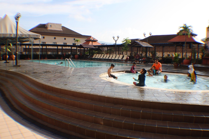 Imagen de la piscina del Hotel De Palma Hotel Ampang. Foto 12
