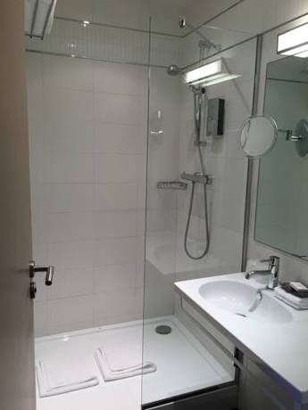 Imagen de la habitación del Hotel De Paris, BESANCON. Foto 5