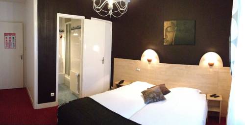 Imagen general del Hotel De Paris, Barneville-Carteret. Foto 1