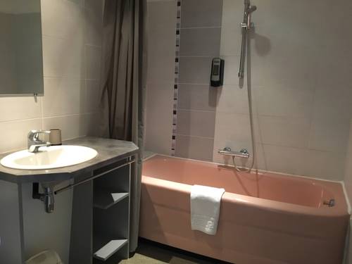 Imagen de la habitación del Hotel De Paris, CABOURG. Foto 10