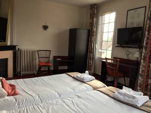 Imagen de la habitación del Hotel De Paris, CABOURG. Foto 14