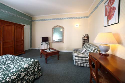 Imagen de la habitación del Hotel De Paris, Charleville Mezieres. Foto 2