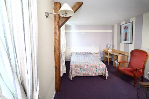 Imagen de la habitación del Hotel De Paris, Charleville Mezieres. Foto 10