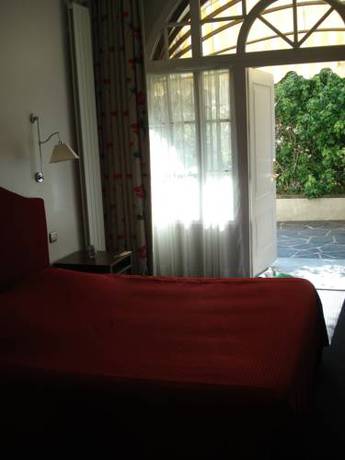 Imagen de la habitación del Hotel De Paris Et De La Poste. Foto 3
