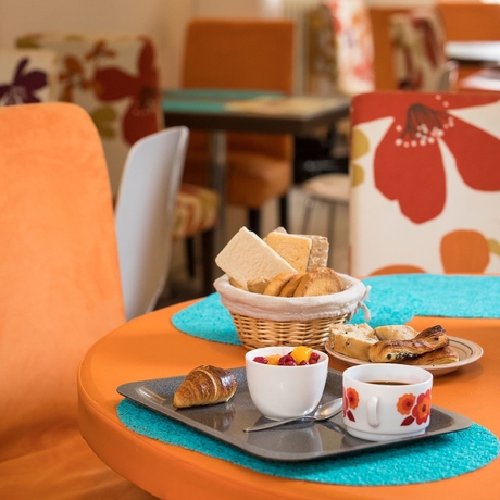 Imagen de los interiores del Hotel De Paris, LA ROCHELLE. Foto 19