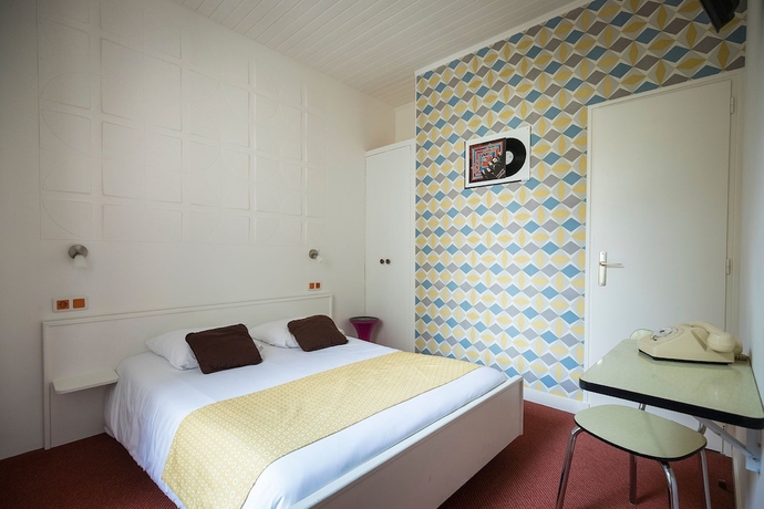 Imagen de la habitación del Hotel De Paris, LA ROCHELLE. Foto 9