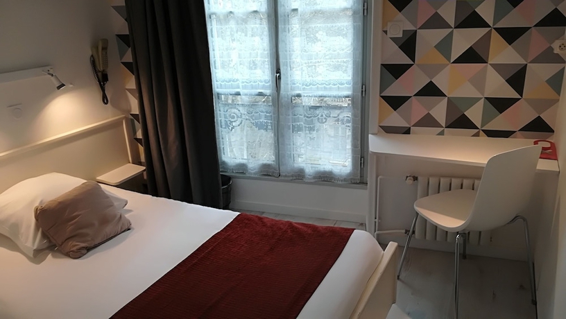 Imagen de la habitación del Hotel De Paris, LA ROCHELLE. Foto 12