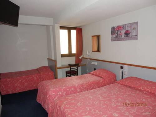 Imagen de la habitación del Hotel De Paris, Lourdes. Foto 11