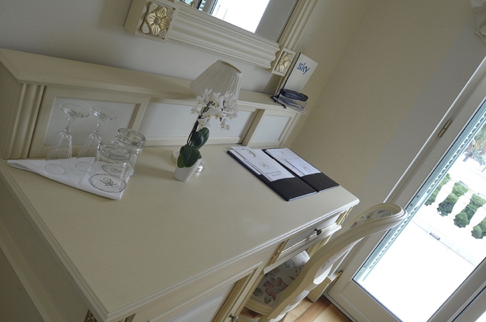 Imagen de la habitación del Hotel De Paris Sanremo. Foto 5