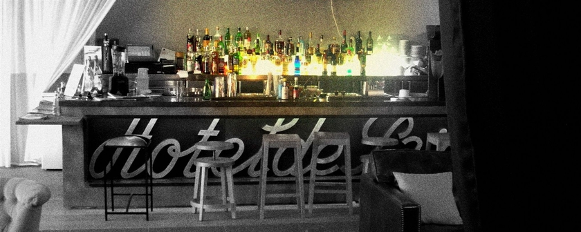 Imagen del bar/restaurante del Hotel De Paris, Sète. Foto 2