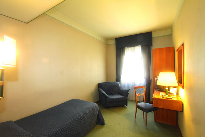 Imagen de la habitación del Hotel De Paris, Terni. Foto 12