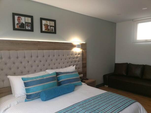 Imagen general del Hotel De Película Apartasuites. Foto 4