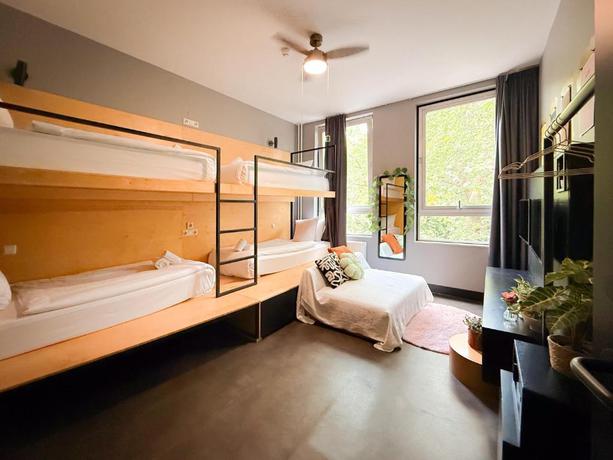 Imagen de la habitación del Hotel De Pijp Boutique. Foto 6