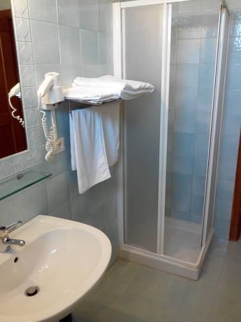 Imagen de la habitación del Hotel De Plam. Foto 11