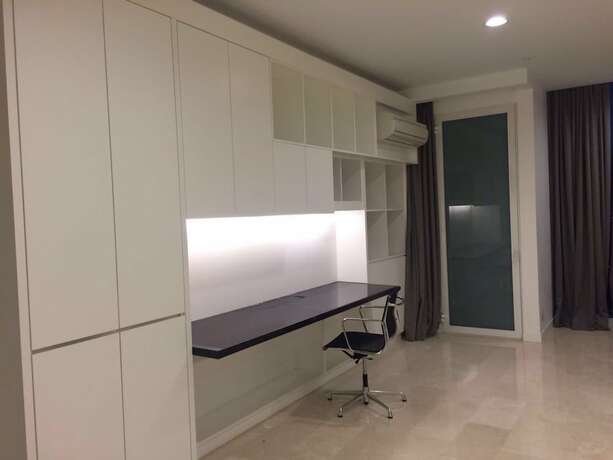 Imagen de la habitación del Hotel De Platinum Suite. Foto 16